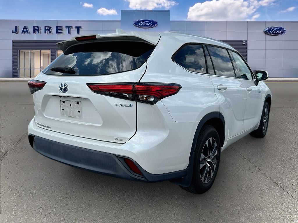 2021 Toyota Highlander Hybrid XLE