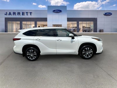 2021 Toyota Highlander Hybrid XLE