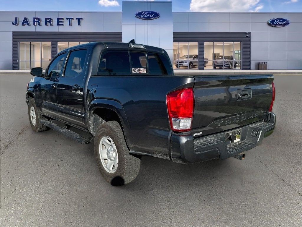 2017 Toyota Tacoma SR