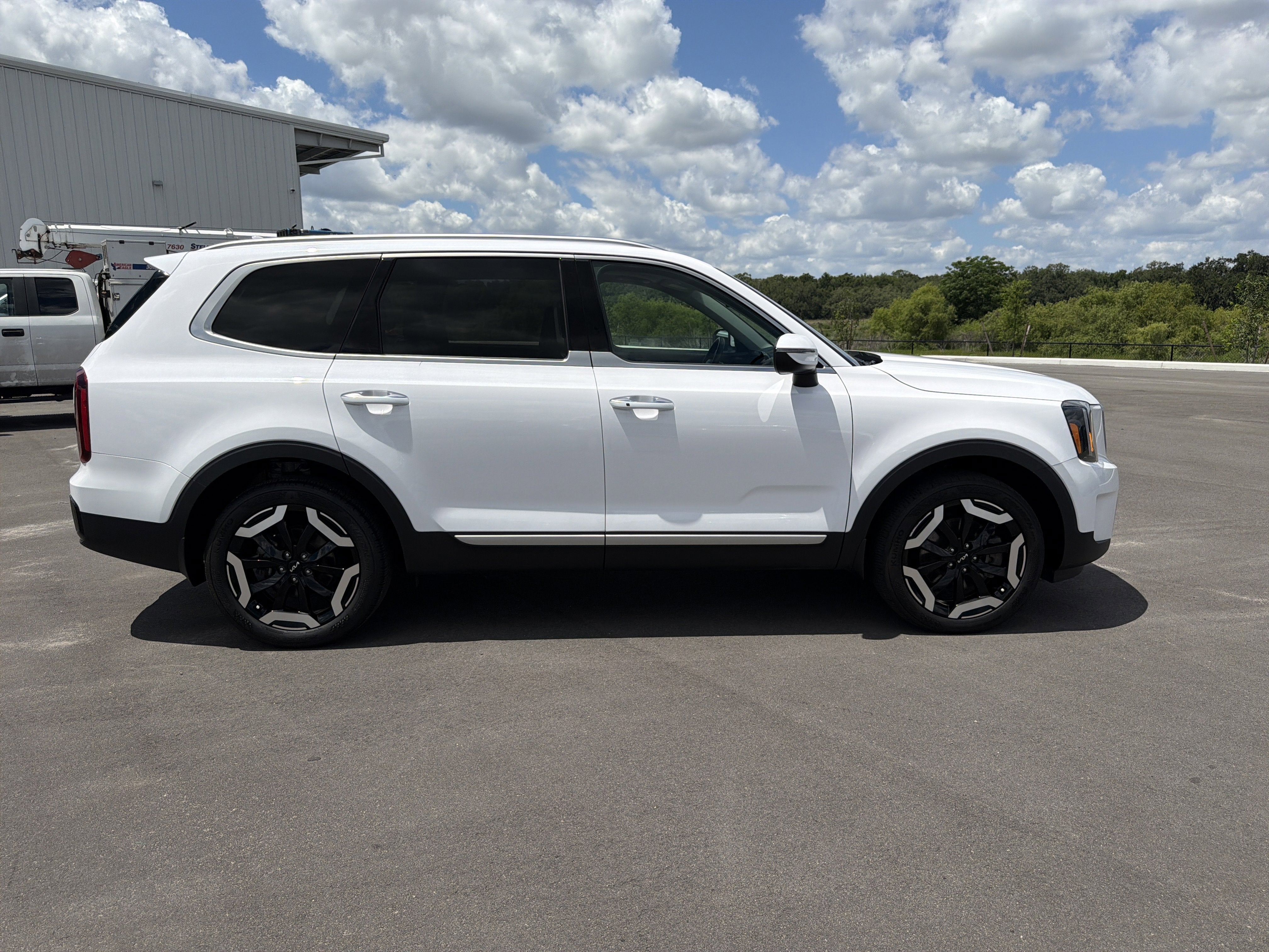 2024 Kia Telluride S