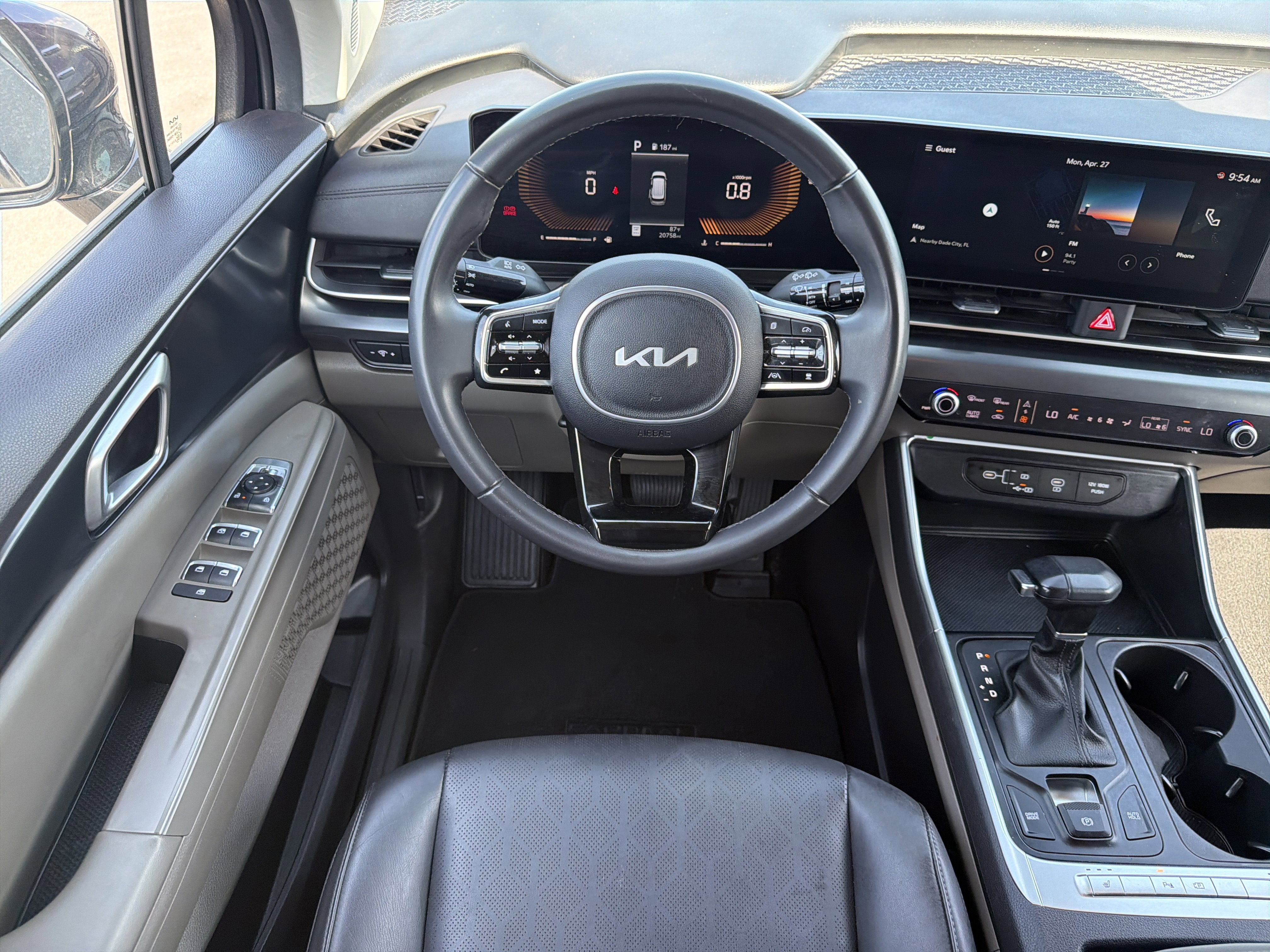 2025 Kia Carnival LXS