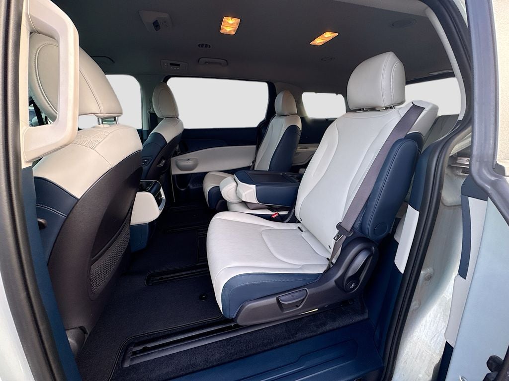 2025 Kia Carnival Hybrid EX