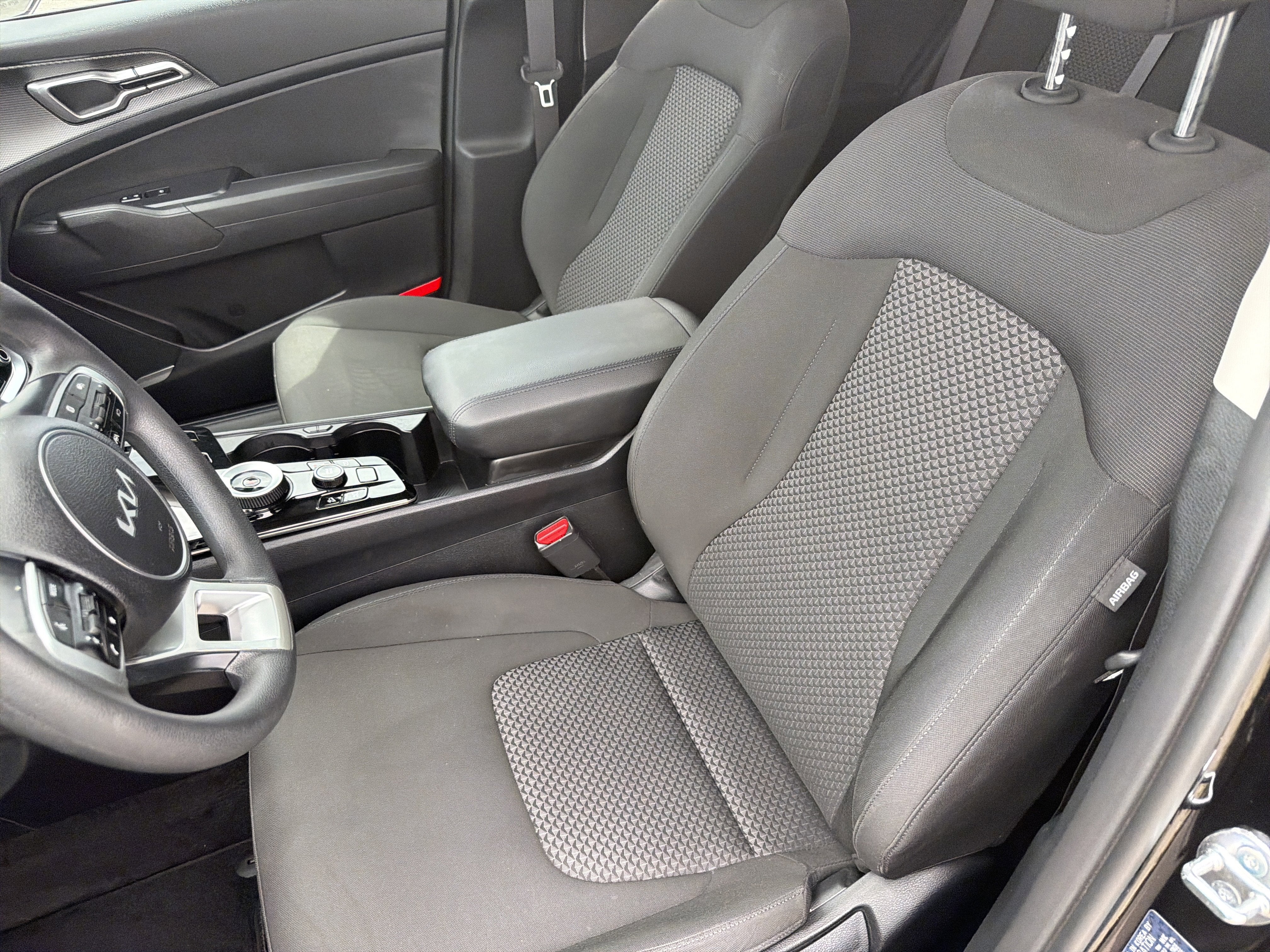 2025 Kia Sportage Hybrid LX