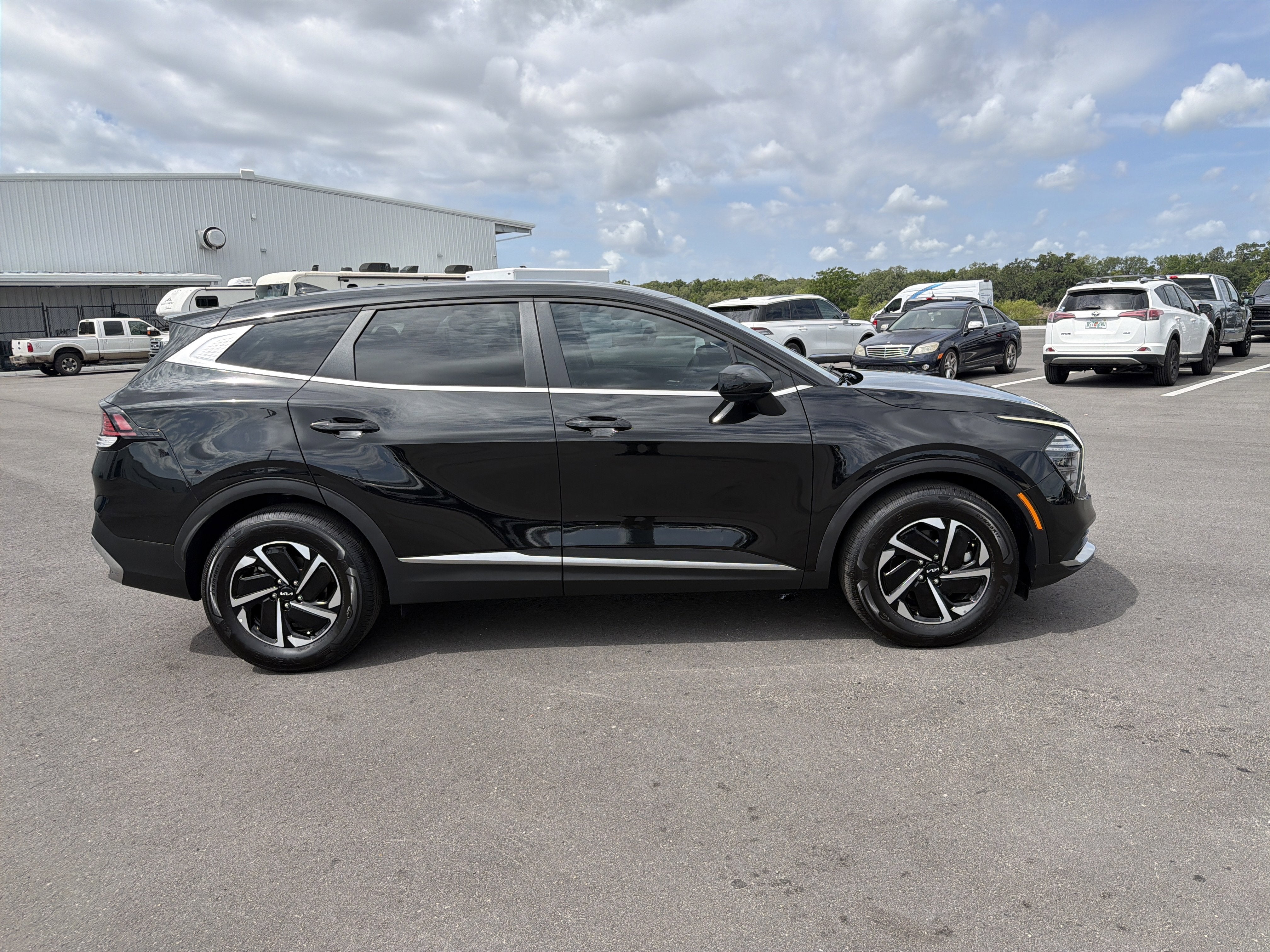 2025 Kia Sportage Hybrid LX
