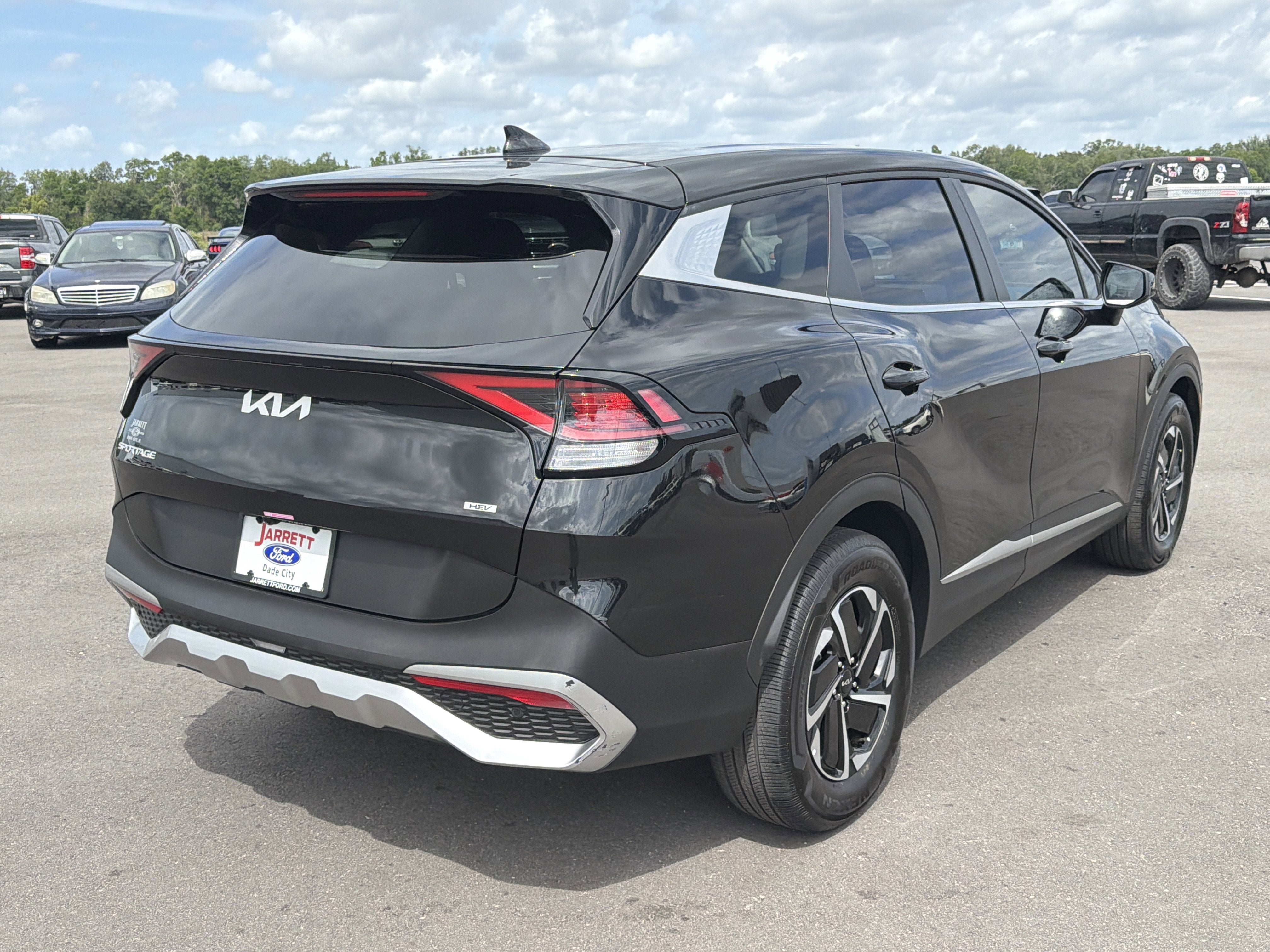 2025 Kia Sportage Hybrid LX