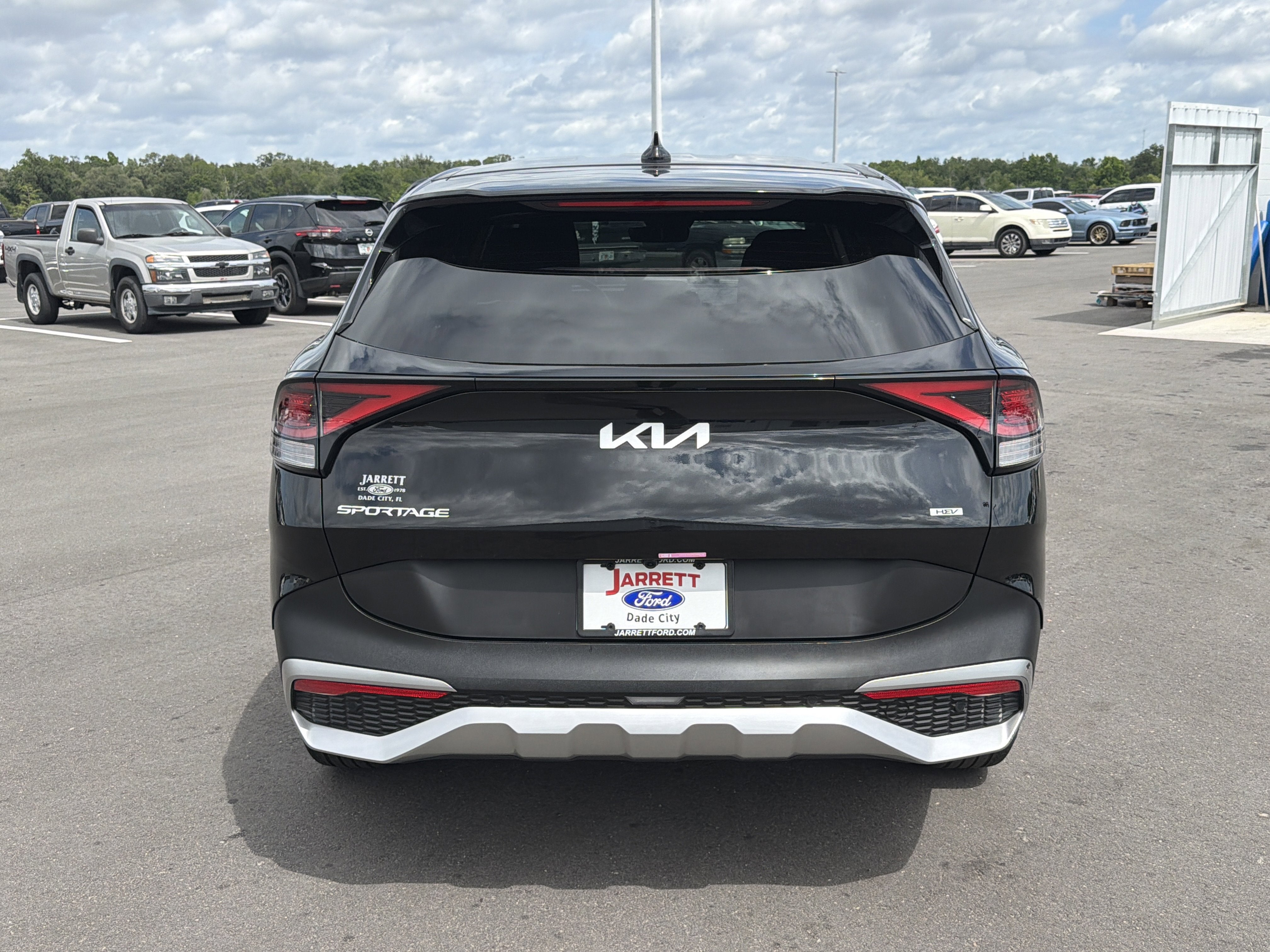 2025 Kia Sportage Hybrid LX