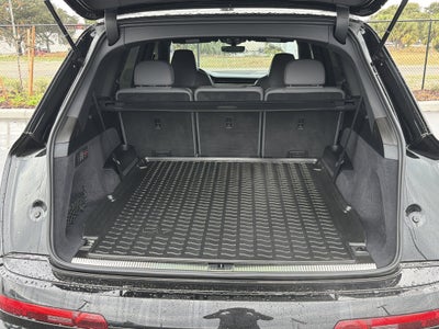 2025 Audi SQ7 Premium Plus quattro