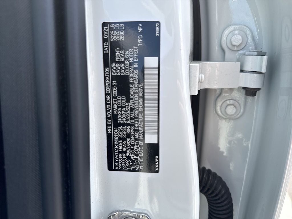 2021 Volvo XC60 T5 Momentum