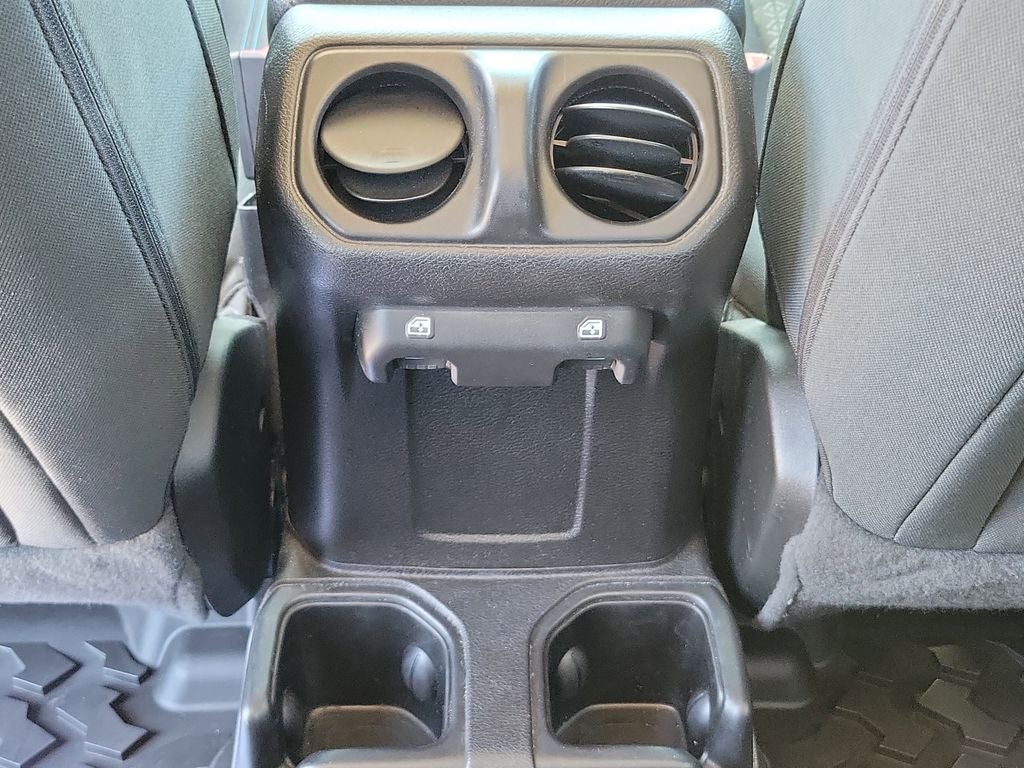 2021 Jeep Wrangler Unlimited Islander