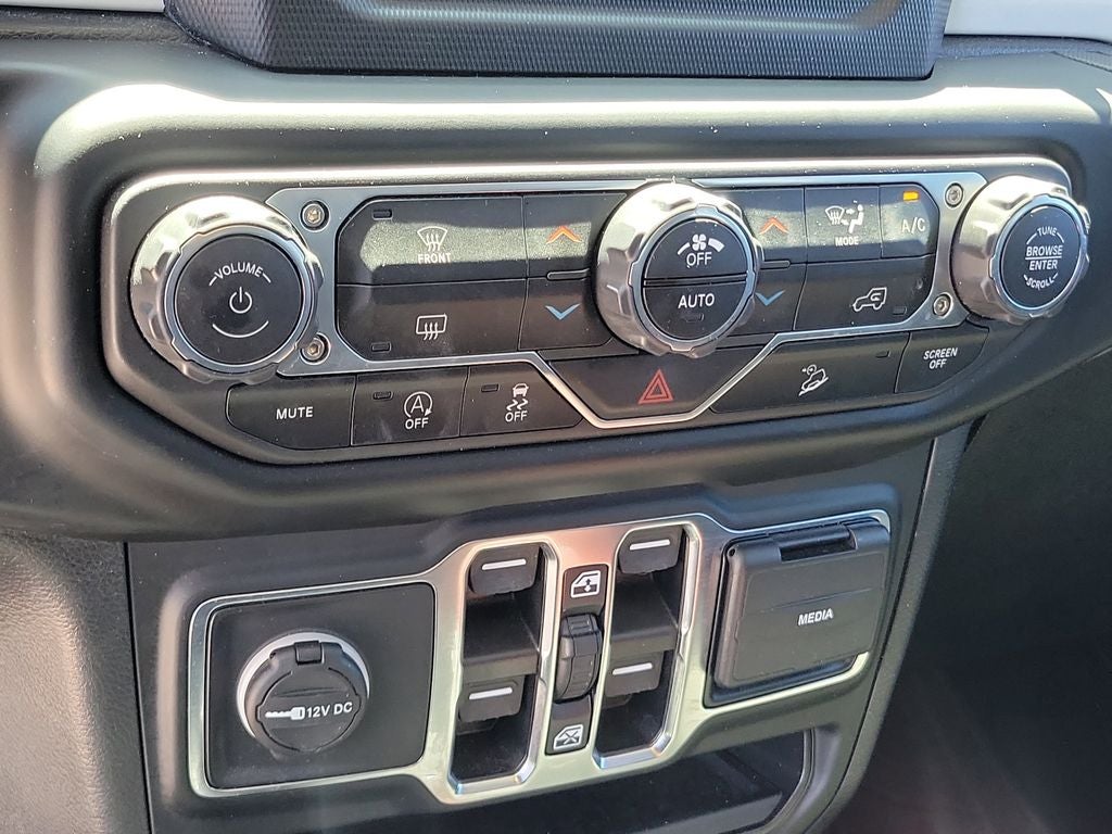 2021 Jeep Wrangler Unlimited Islander