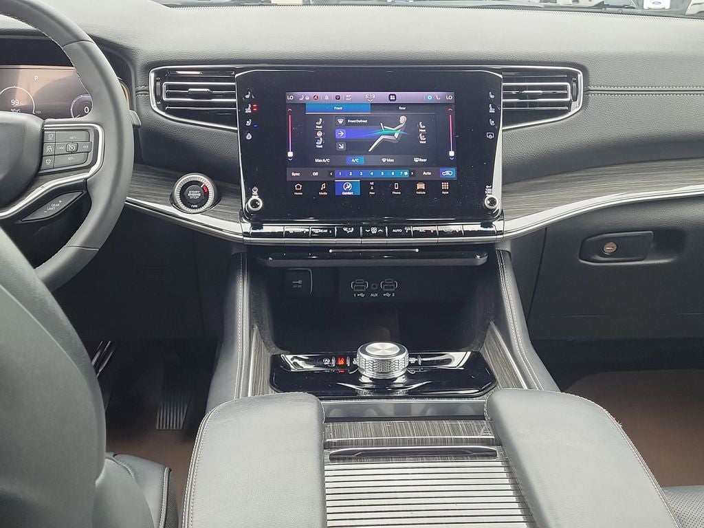 2022 Jeep Wagoneer Series II
