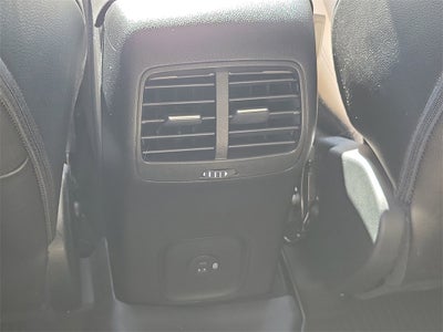 2022 Ford Escape Hybrid Titanium