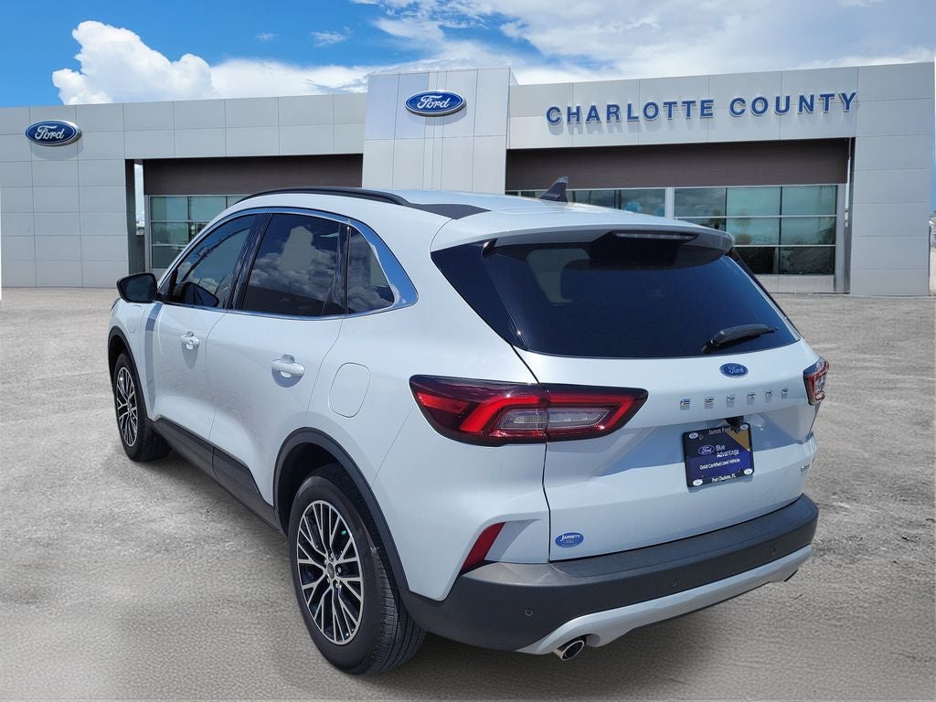 2025 Ford Escape Plug-In Hybrid Base