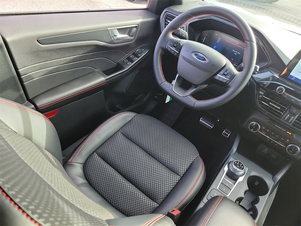 2024 Ford Escape Hybrid ST-Line