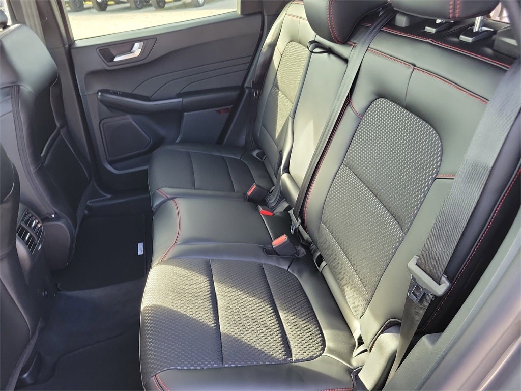 2026 Ford Escape Hybrid ST-Line Select