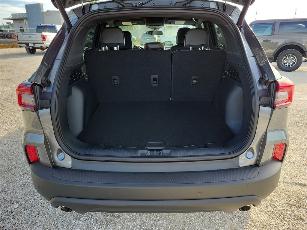 2026 Ford Escape Hybrid ST-Line Select