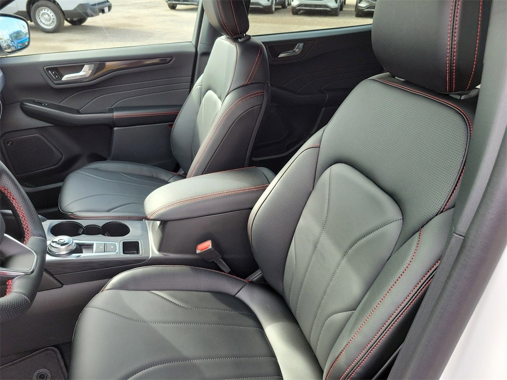 2026 Ford Escape Hybrid ST-Line Elite