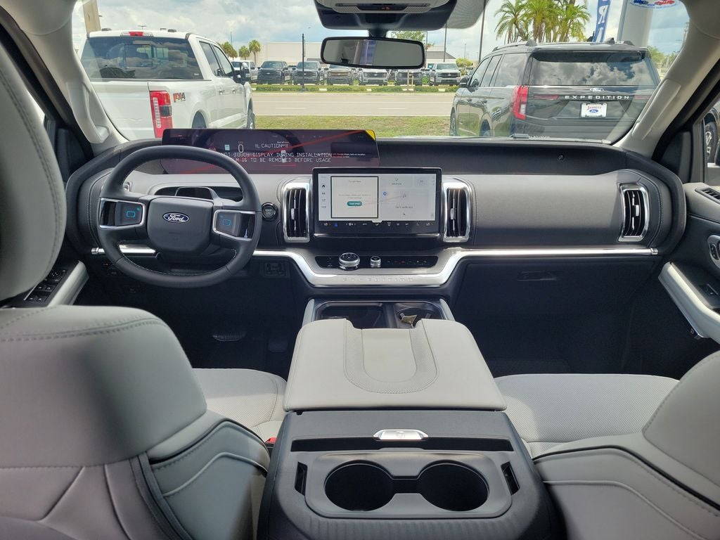 2027 Ford Expedition Max Platinum