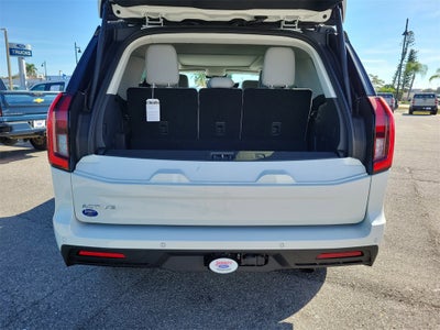 2026 Ford Expedition Active