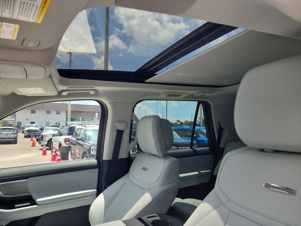 2026 Ford Expedition Platinum