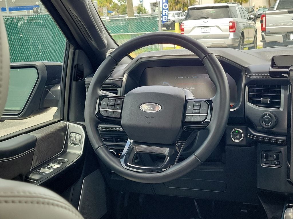 2023 Ford F-150 Lightning Platinum