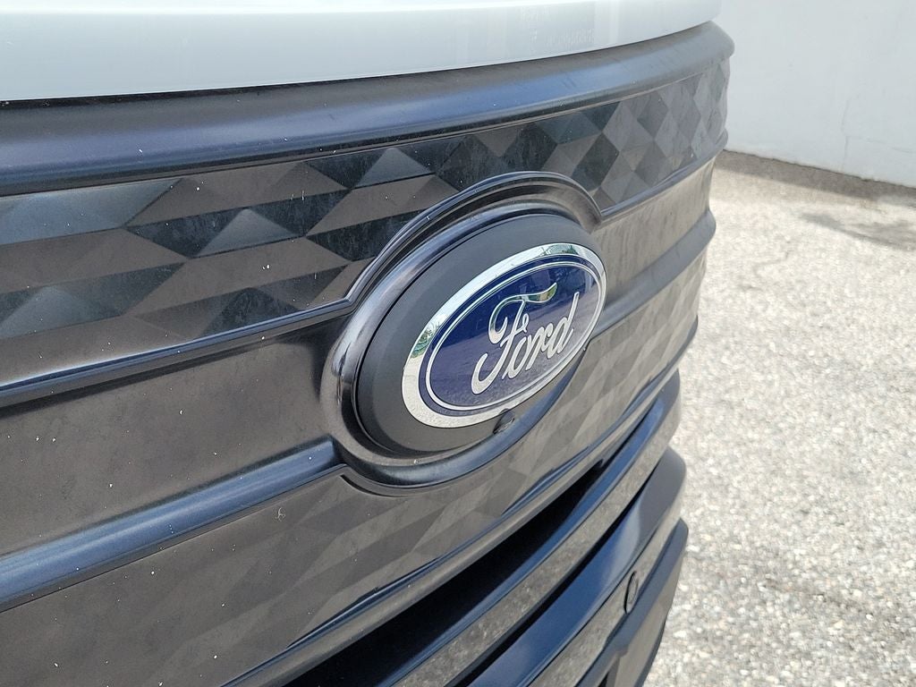 2023 Ford F-150 Lightning Platinum