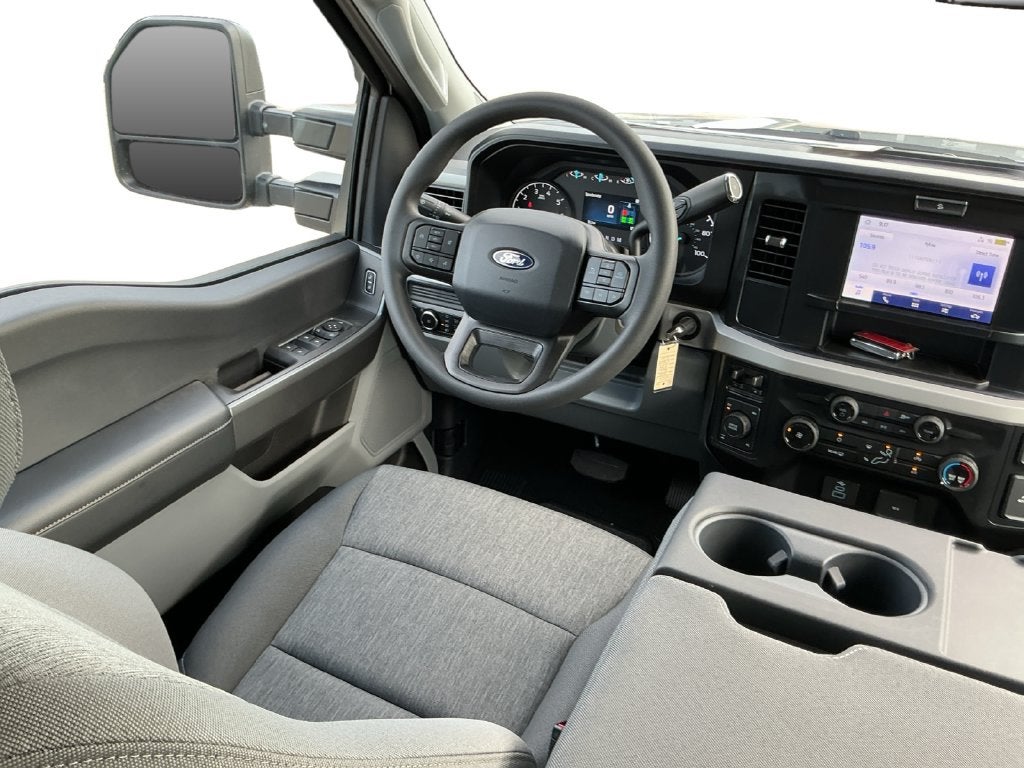 2027 Ford F-250SD XL