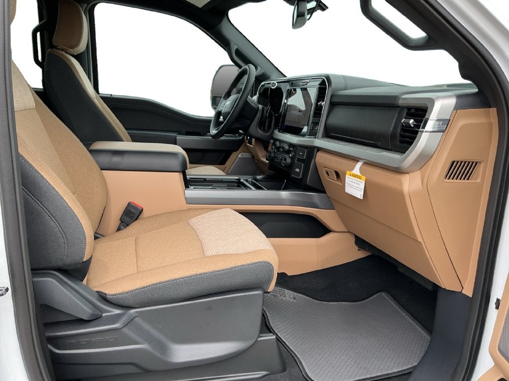 2027 Ford F-250SD XLT