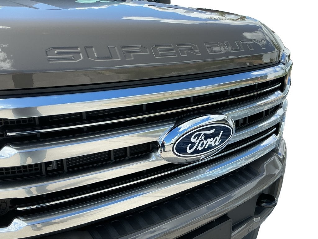 2027 Ford F-250SD Platinum