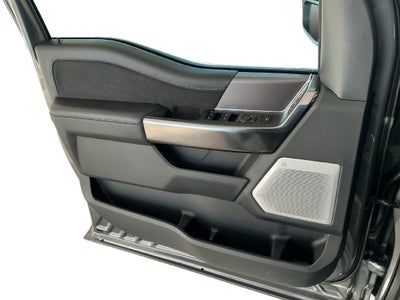 2027 Ford F-350SD Platinum