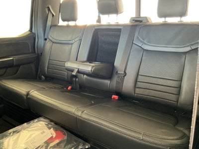 2027 Ford F-350SD Platinum