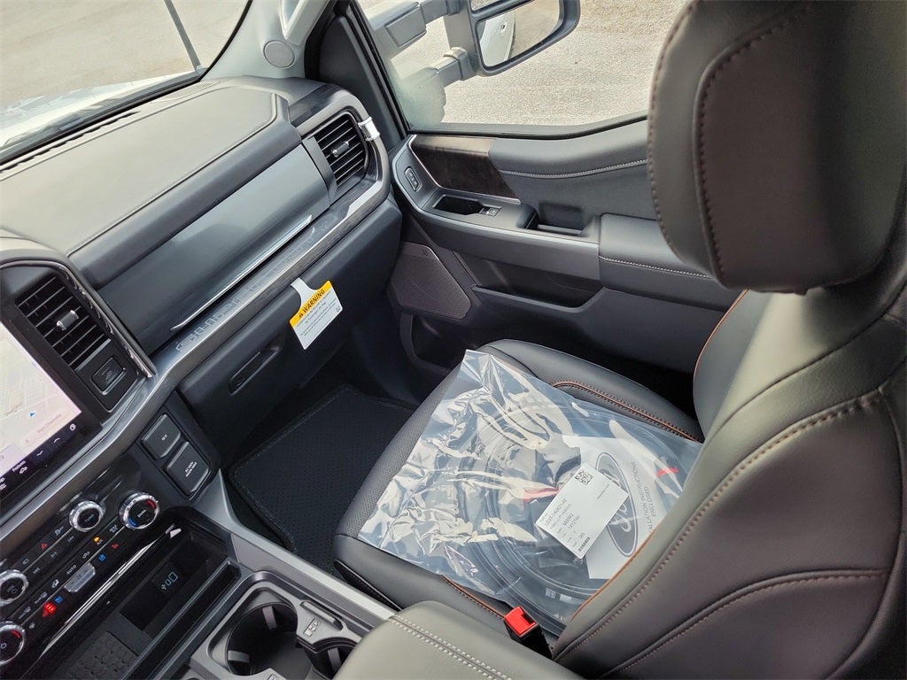 2026 Ford F-350SD F-350® Lariat®