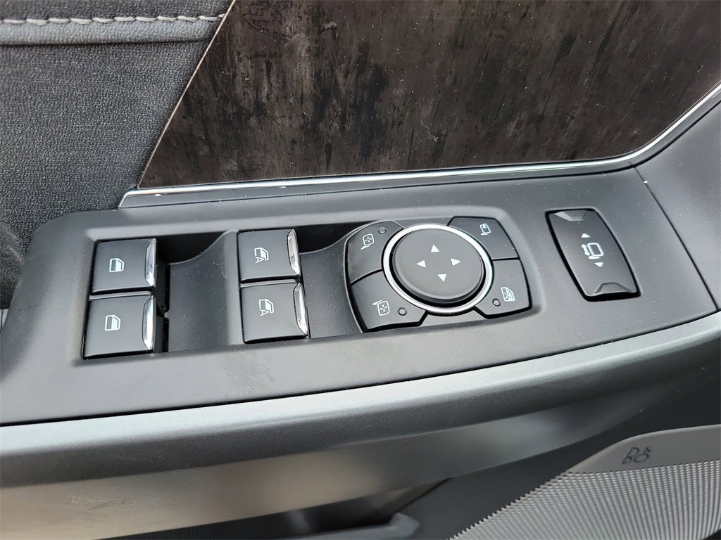 2026 Ford F-350SD F-350® Lariat®