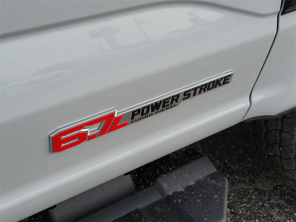 2026 Ford F-350SD F-350® Lariat®