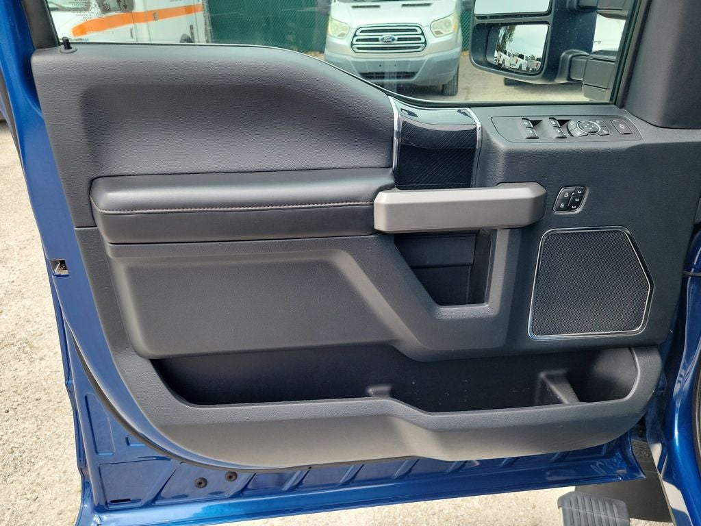 2022 Ford F-350SD Platinum