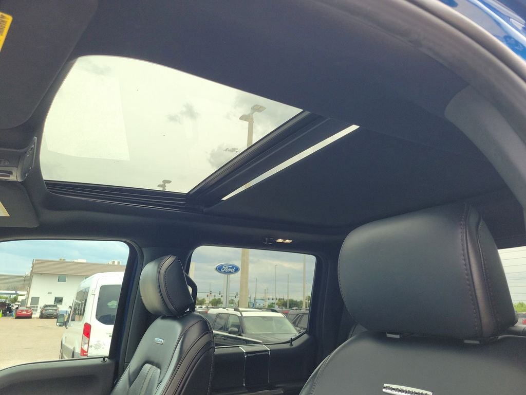 2022 Ford F-350SD Platinum