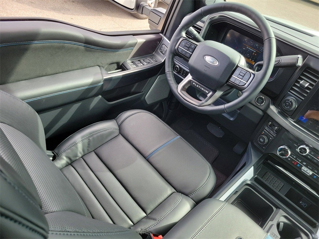 2026 Ford F-350SD Platinum DRW