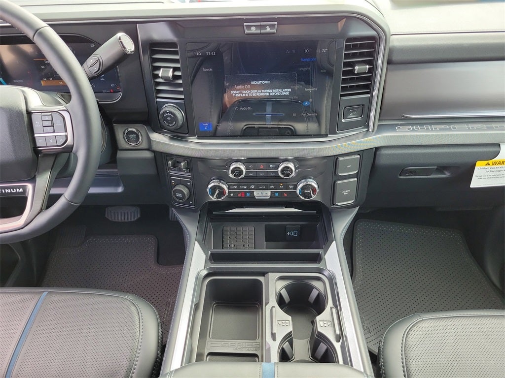 2026 Ford F-350SD Platinum DRW