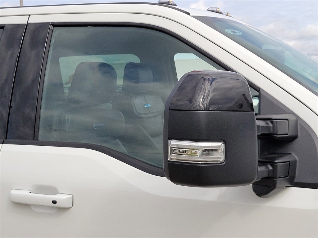 2026 Ford F-350SD Platinum DRW