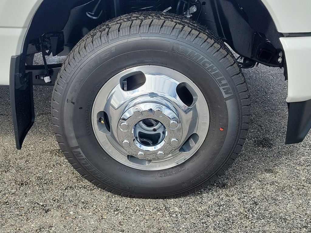 2026 Ford F-350SD Platinum DRW