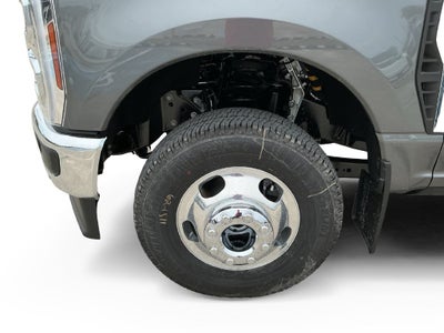 2027 Ford F-350SD Lariat DRW