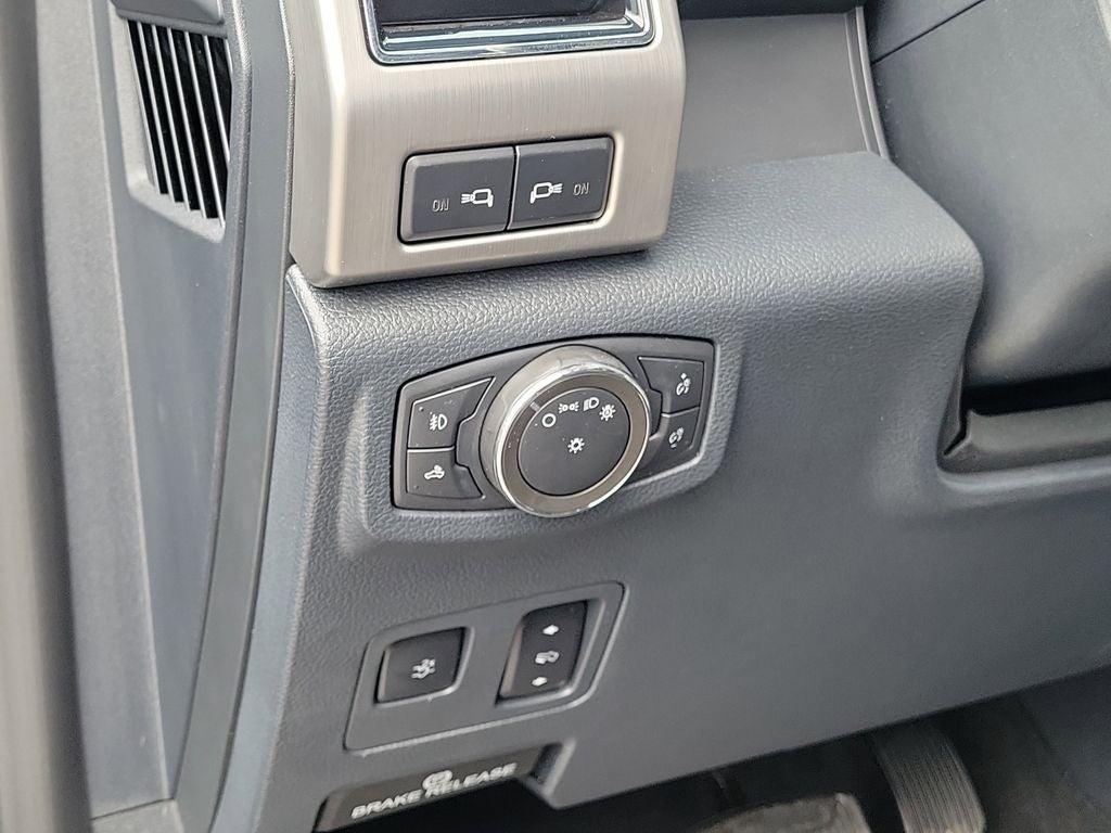 2022 Ford F-450SD Platinum DRW