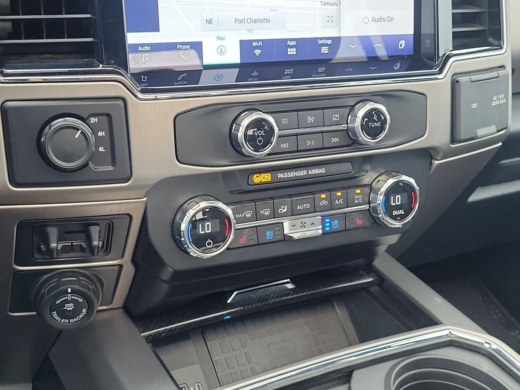 2022 Ford F-450SD Platinum DRW