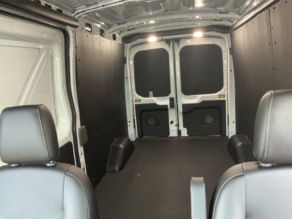 2027 Ford Transit-250 Base