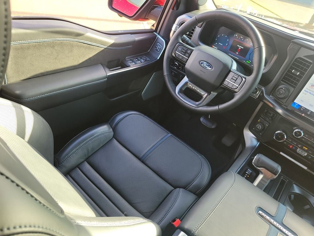 2025 Ford F-150 Platinum