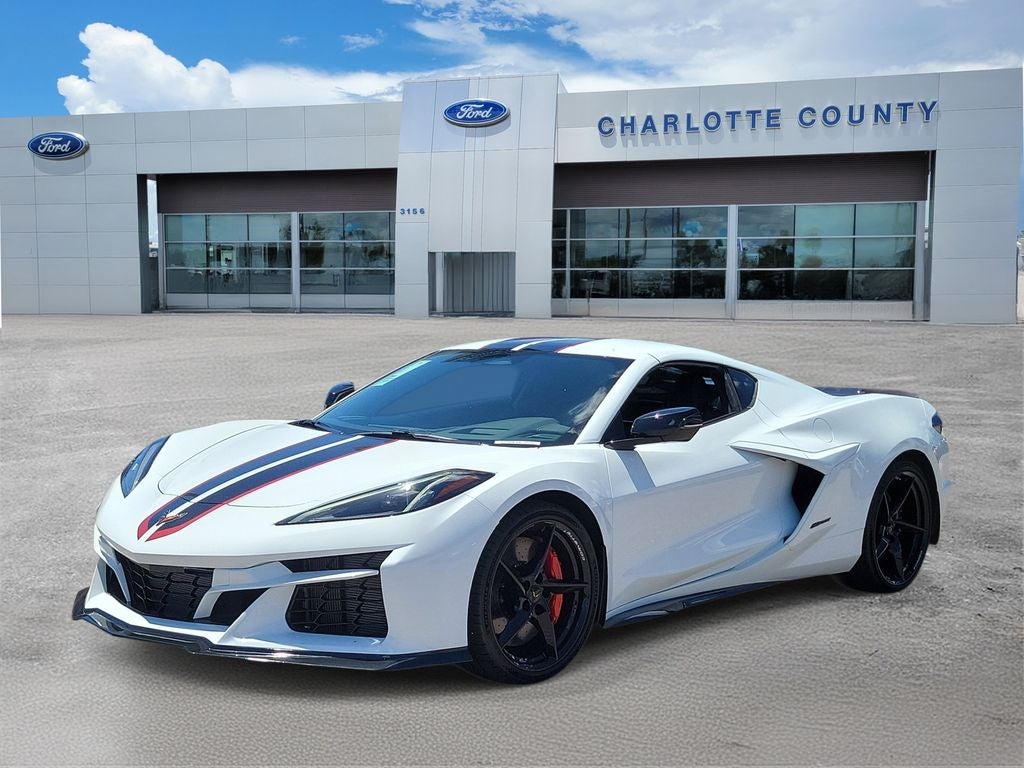 2025 Chevrolet Corvette E-Ray 1LZ