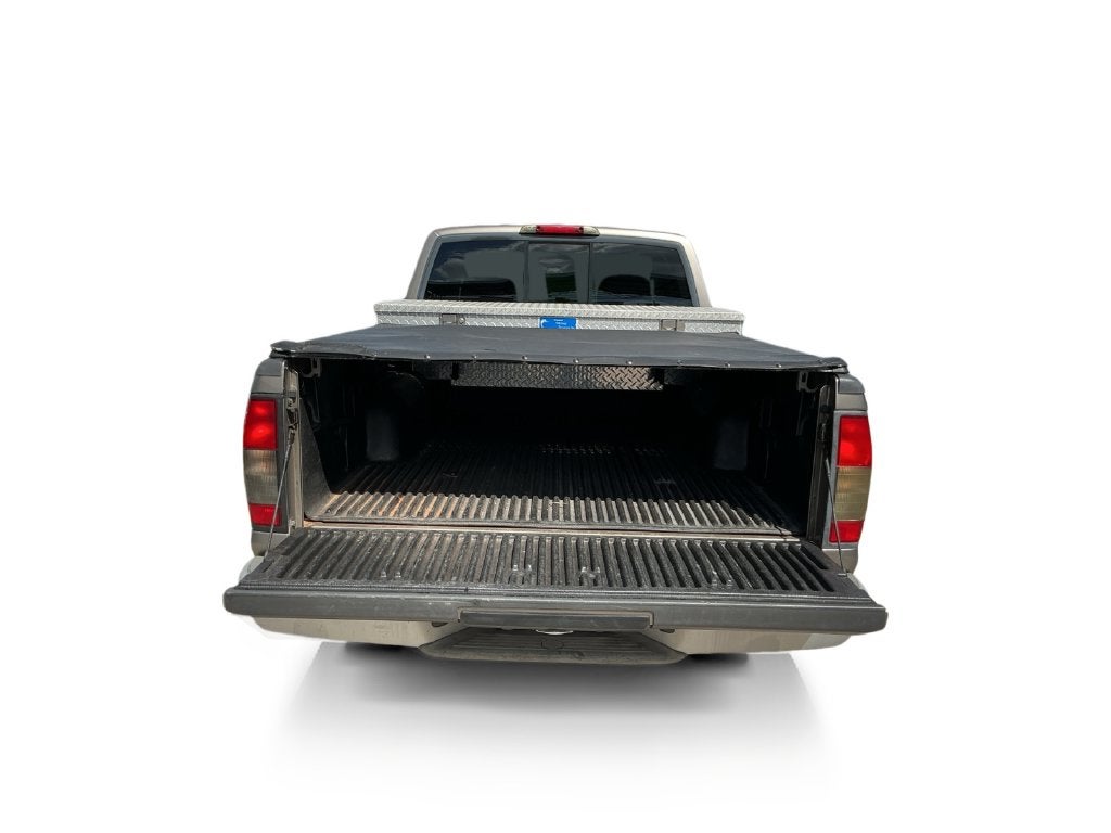 2004 Nissan Frontier XE