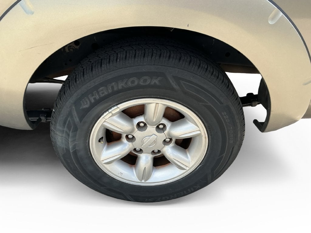 2004 Nissan Frontier XE