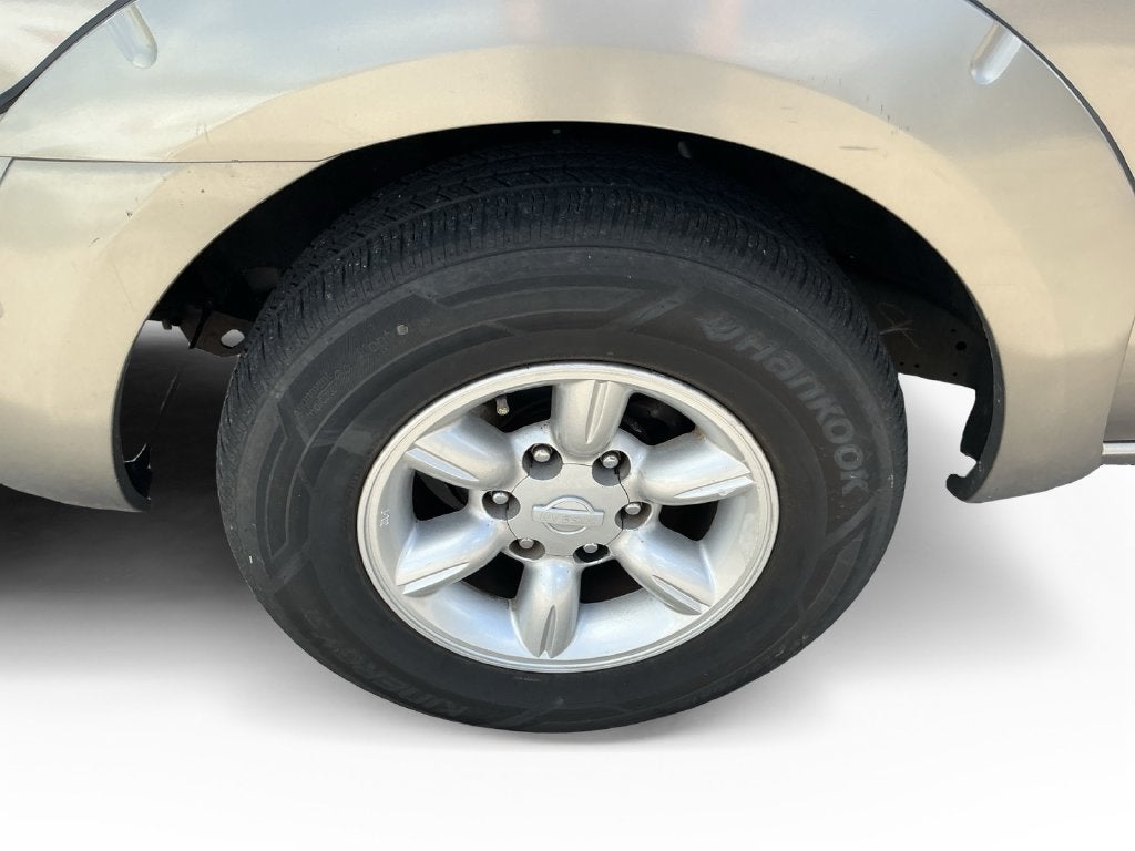 2004 Nissan Frontier XE