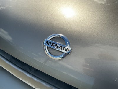2004 Nissan Frontier XE